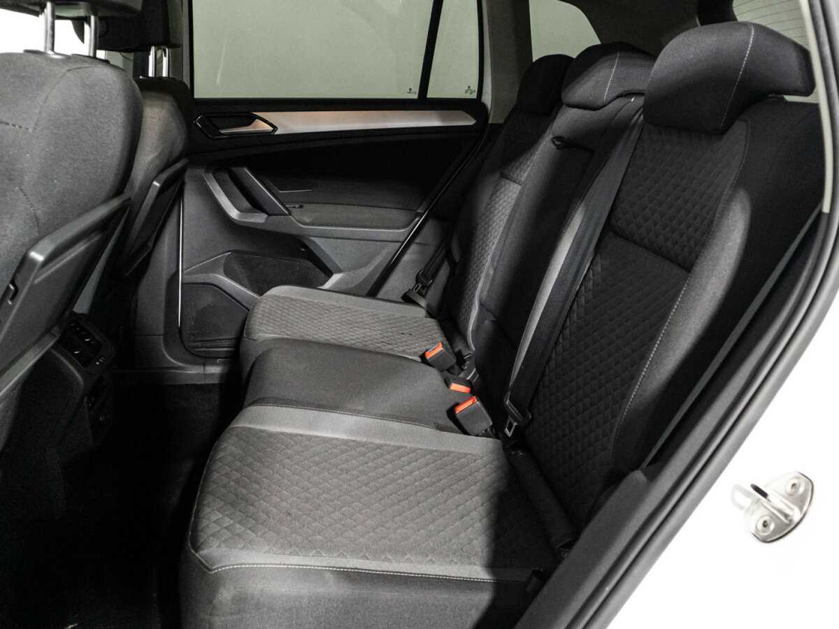 Volkswagen Tiguan б/у, 2018, Механическая. Фото: #9