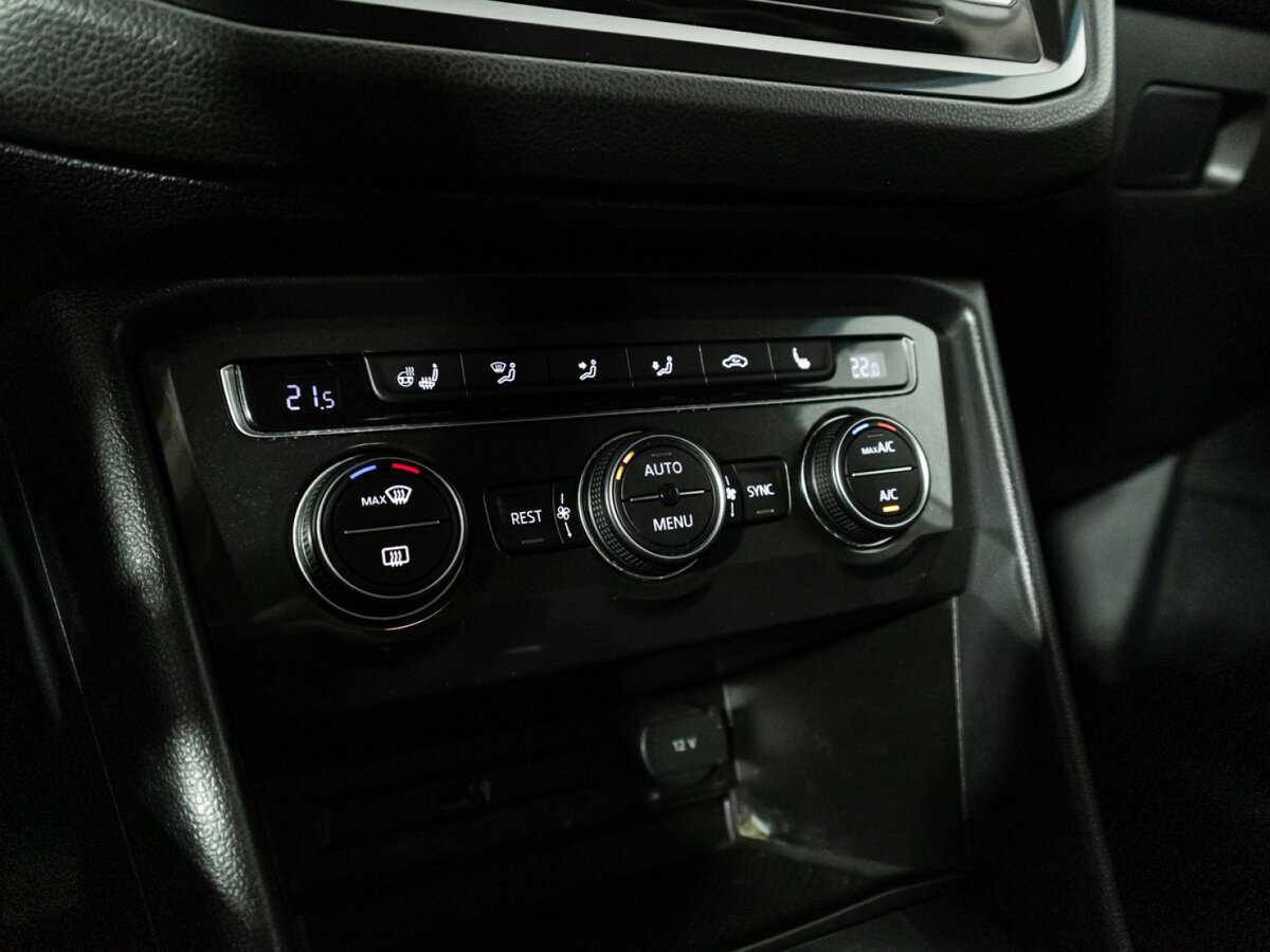 Volkswagen Tiguan б/у, 2018, Механическая. Фото: #14