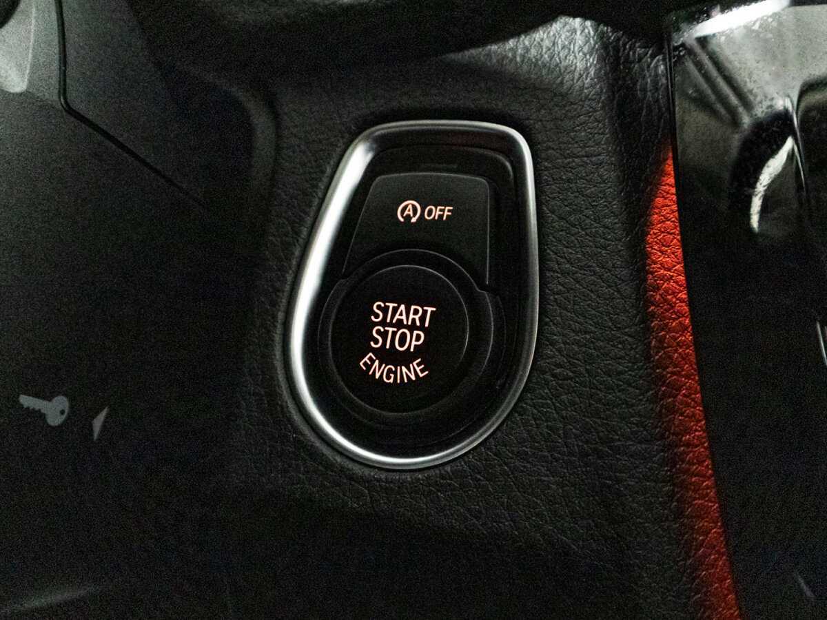 BMW 3 серии б/у, 2018, Автоматическая. Фото: #17