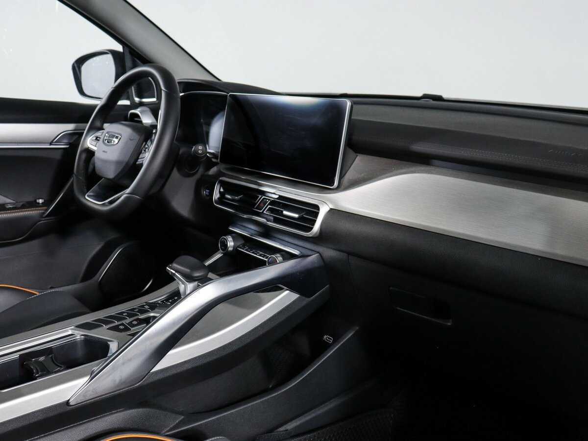 Geely Coolray б/у, 2023, Роботизированная. Фото: #5