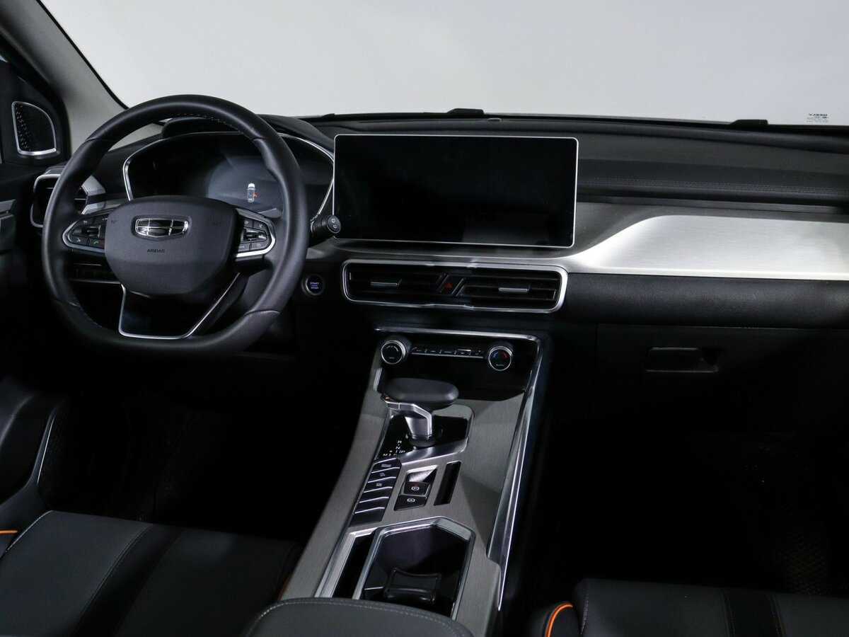 Geely Coolray б/у, 2023, Роботизированная. Фото: #8