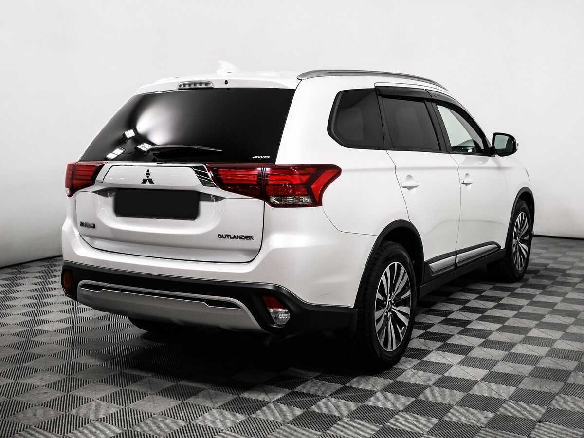 Mitsubishi Outlander б/у, 2019, Вариатор. Фото: #4