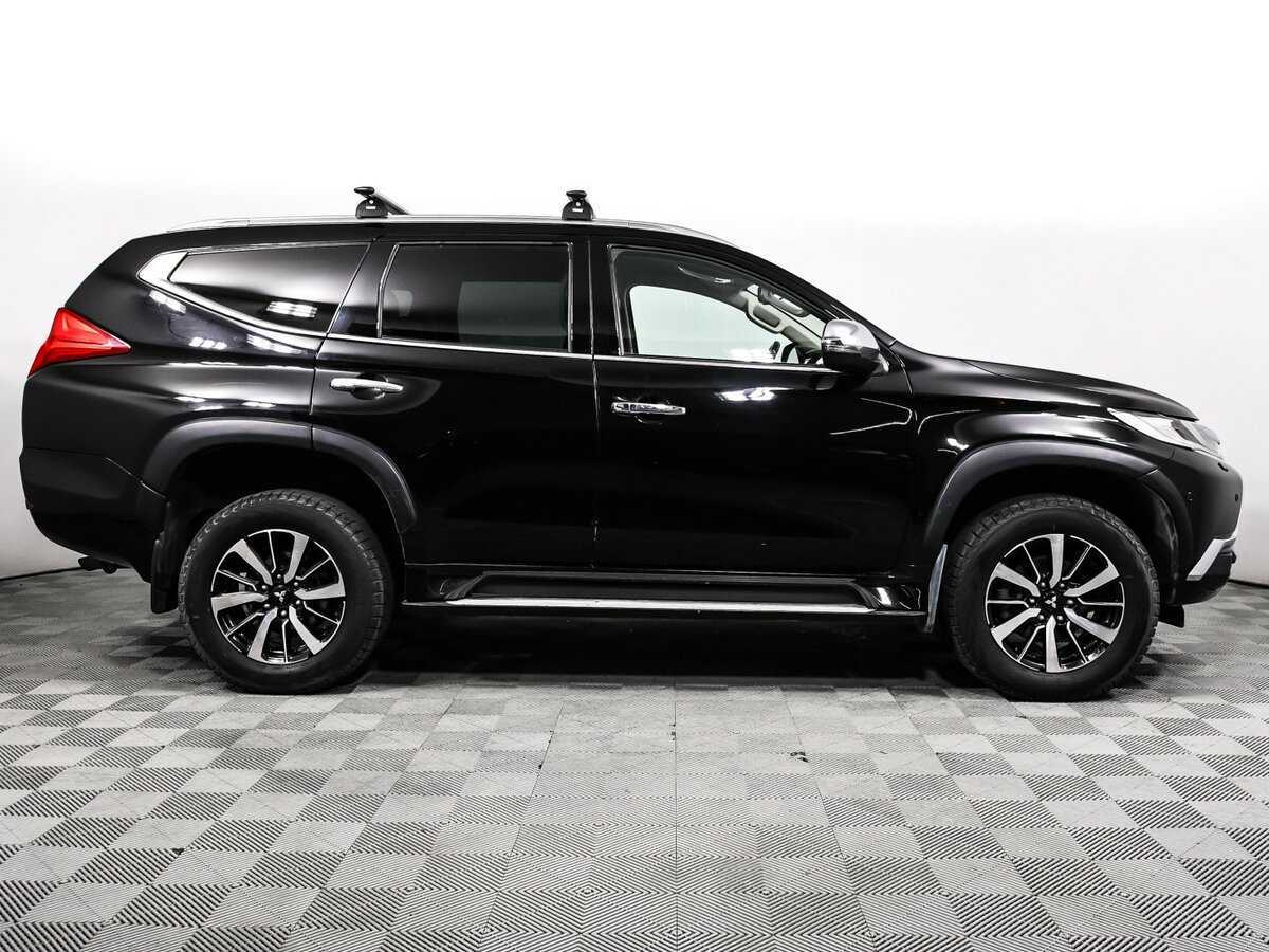 Mitsubishi Pajero Sport б/у, 2018, Автоматическая. Фото: #3