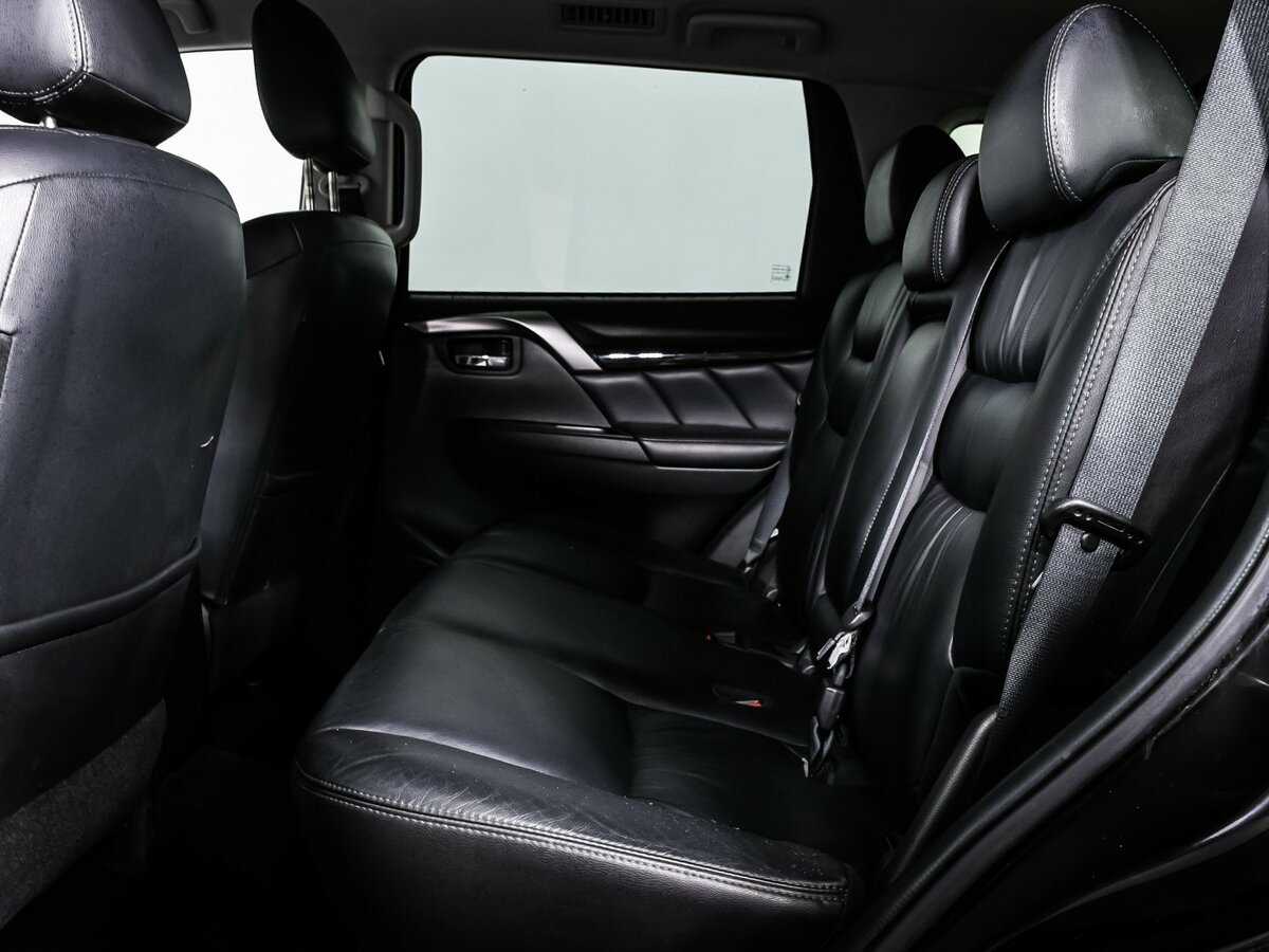 Mitsubishi Pajero Sport б/у, 2018, Автоматическая. Фото: #11