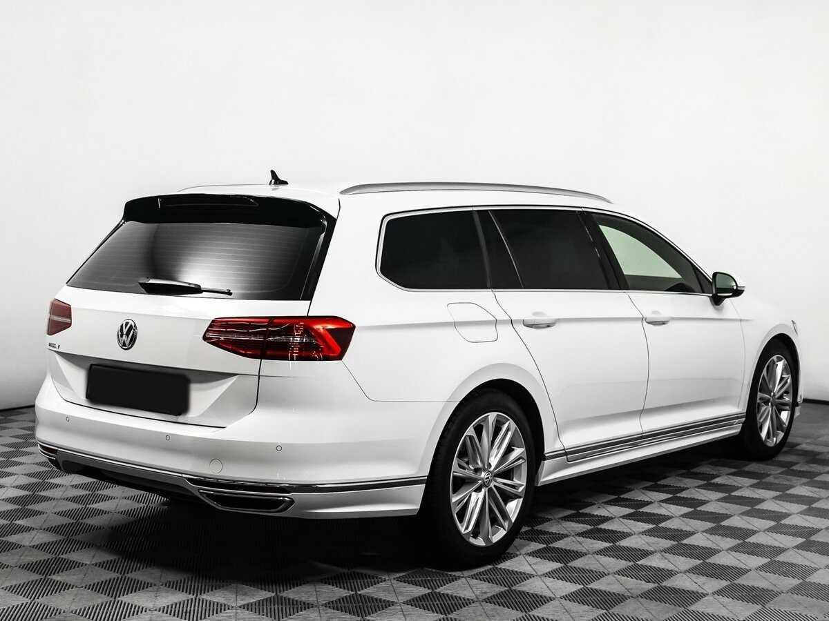 Volkswagen Passat б/у, 2019, Роботизированная. Фото: #4