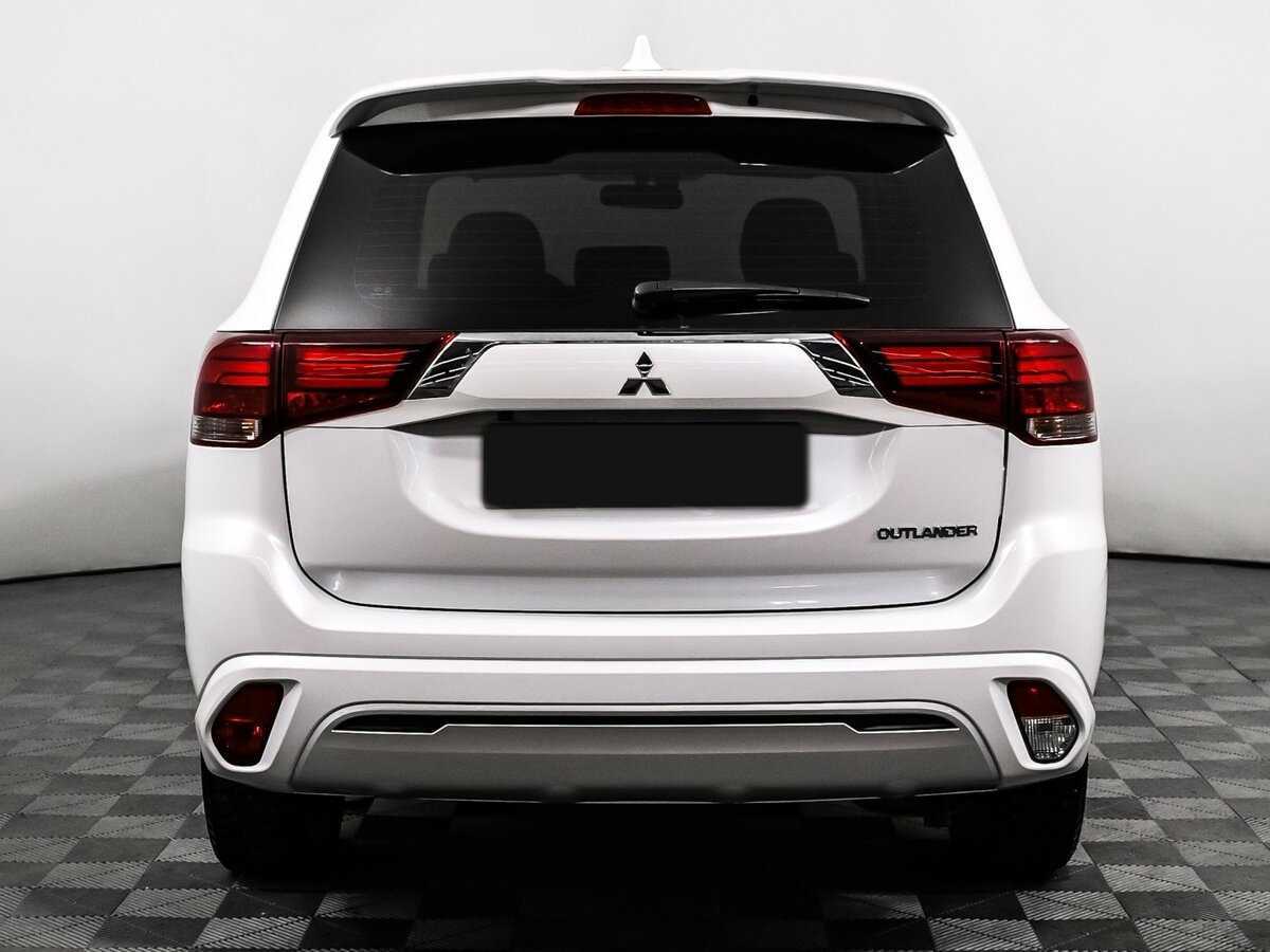 Mitsubishi Outlander б/у, 2022, Вариатор. Фото: #5