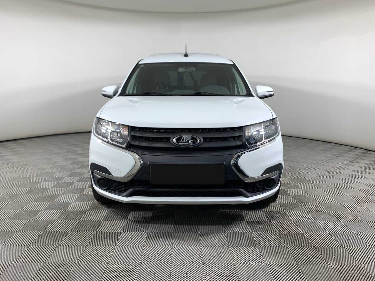 Lada (ВАЗ) Largus б/у, 2024, Механическая. Фото: #1