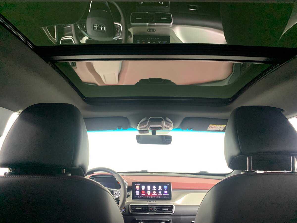 Geely Coolray б/у, 2023, Роботизированная. Фото: #19