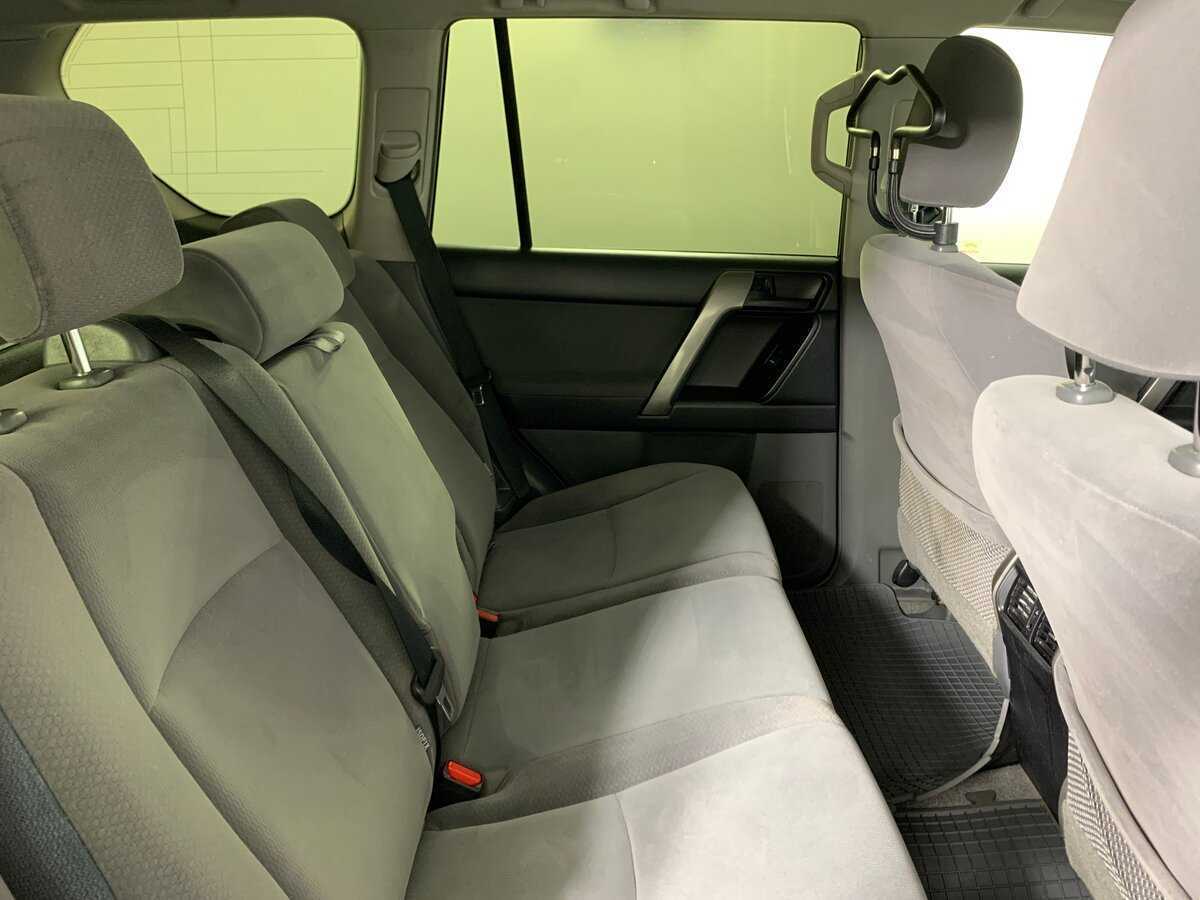 Toyota Land Cruiser Prado б/у, 2012, Автоматическая. Фото: #14