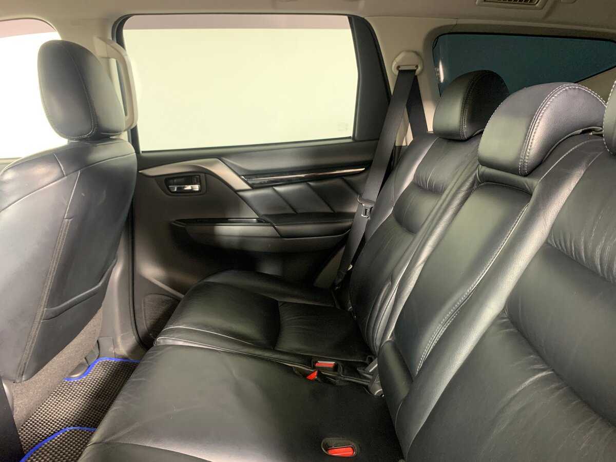Mitsubishi Pajero Sport б/у, 2017, Автоматическая. Фото: #18
