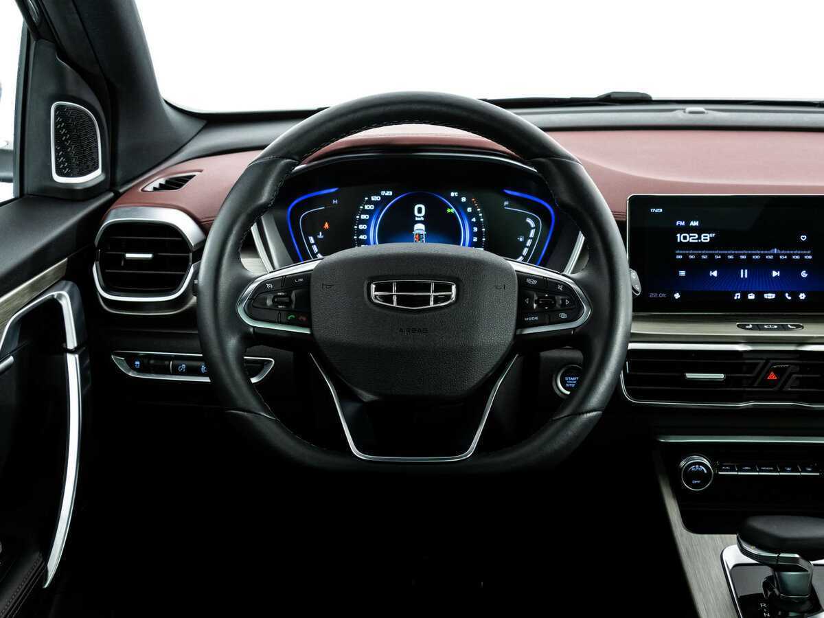 Geely Coolray б/у, 2023, Роботизированная. Фото: #7