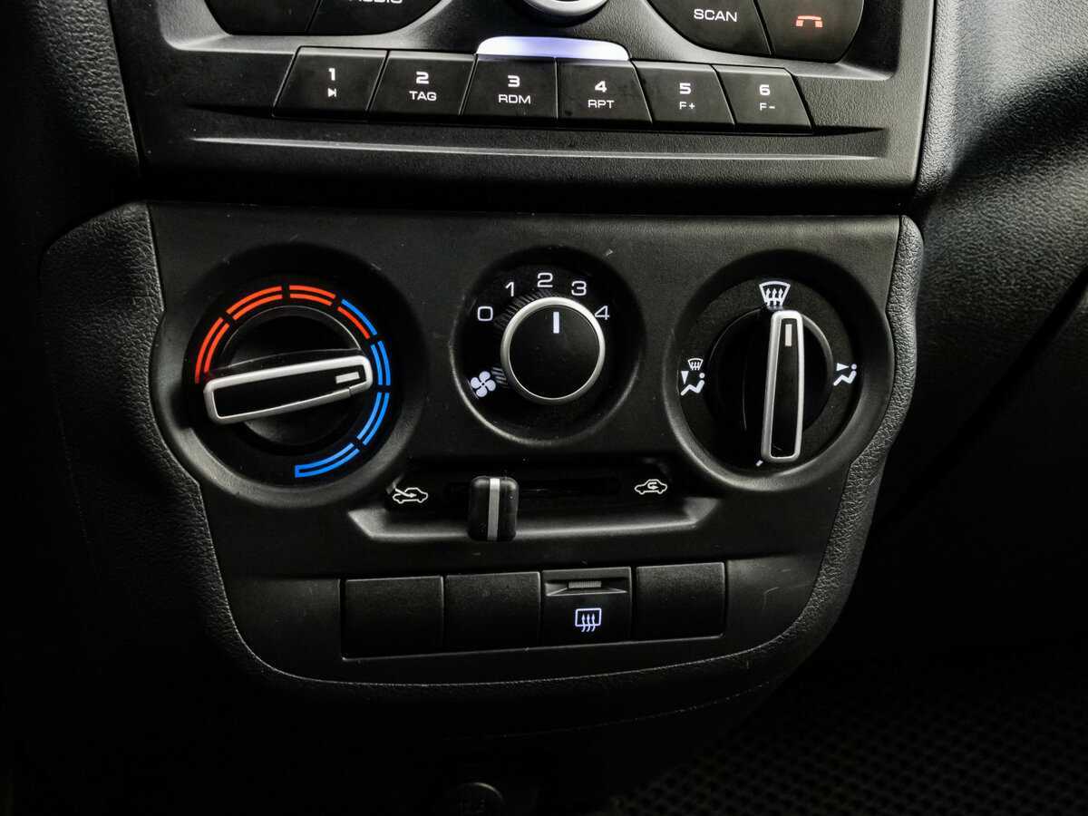 Lada (ВАЗ) Granta б/у, 2023, Механическая. Фото: #10