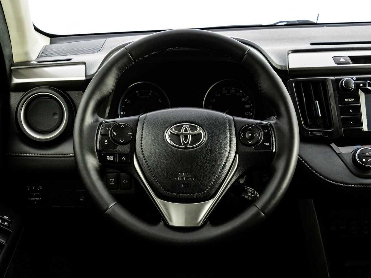 Toyota RAV4 б/у, 2015, Автоматическая. Фото: #9