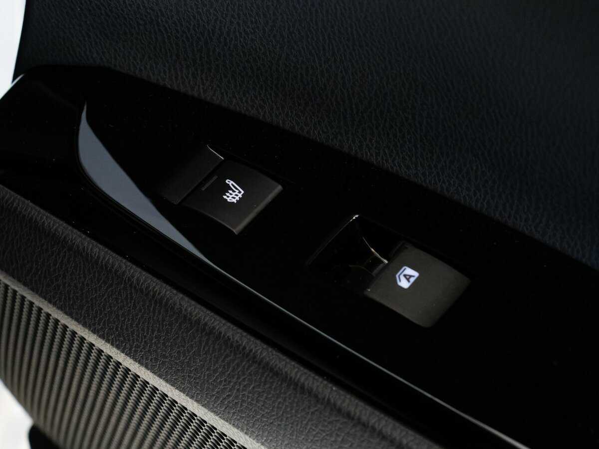 Toyota Camry б/у, 2020, Автоматическая. Фото: #13