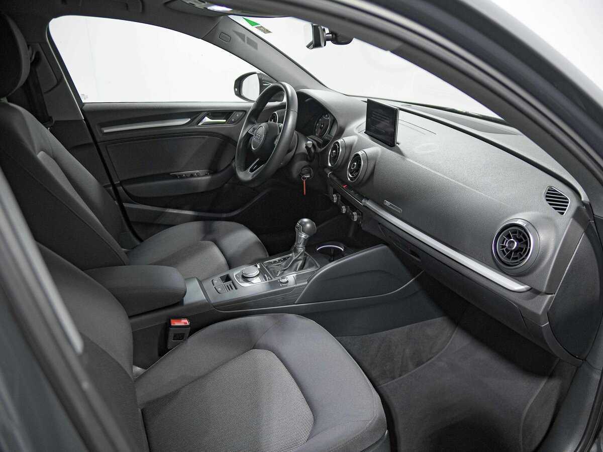 Audi A3 б/у, 2018, Роботизированная. Фото: #14