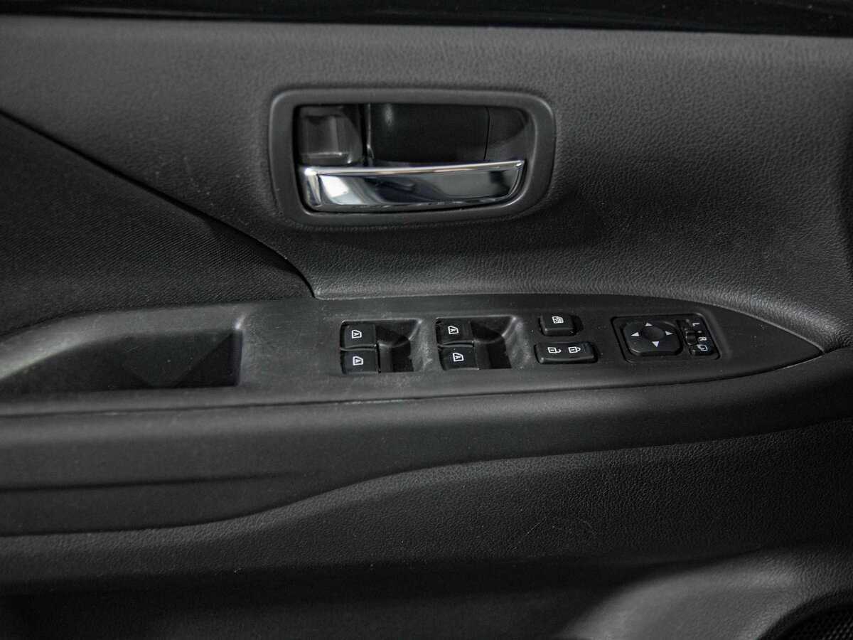 Mitsubishi Outlander б/у, 2018, Вариатор. Фото: #15