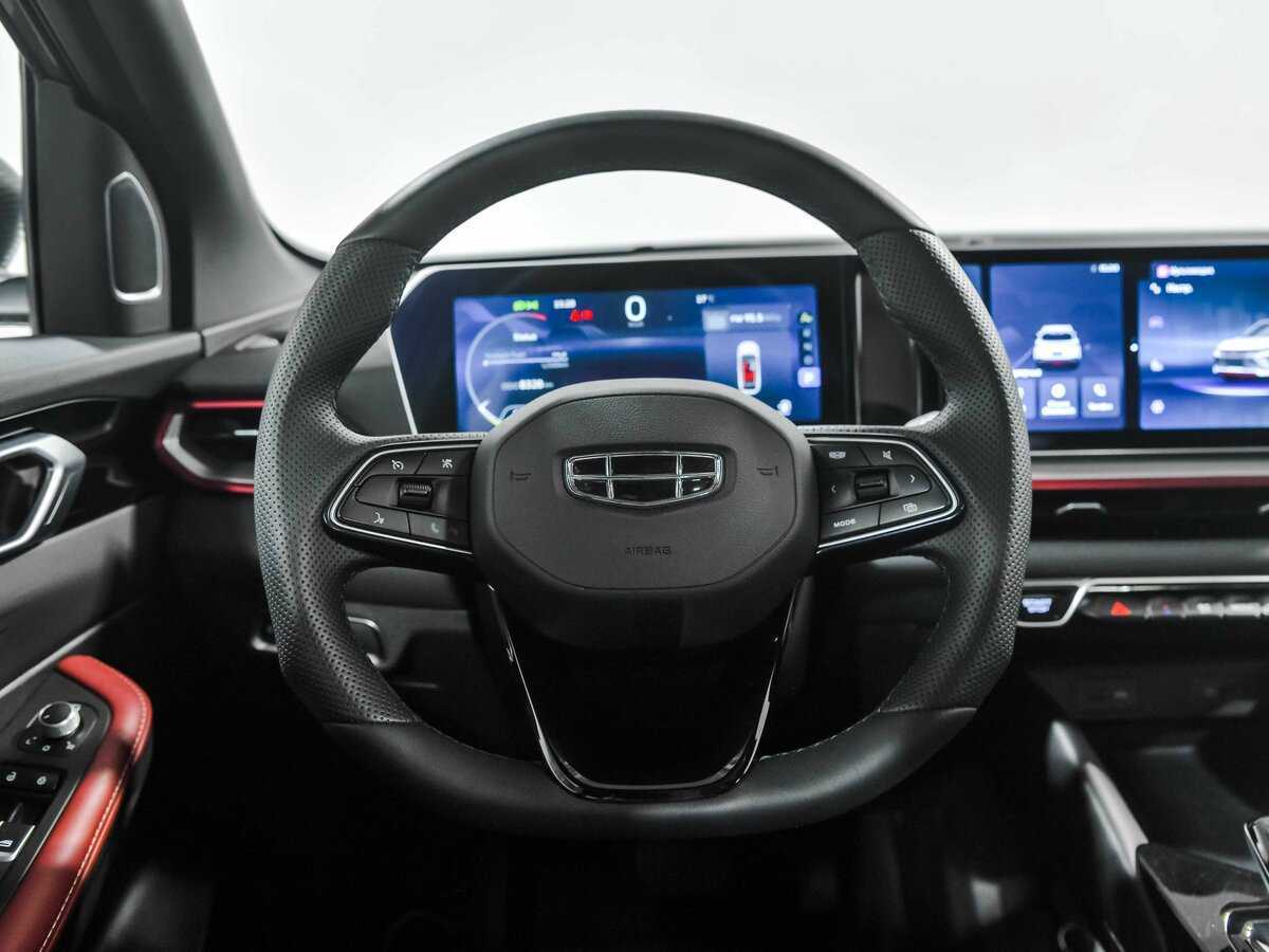 Geely Coolray б/у, 2023, Роботизированная. Фото: #8