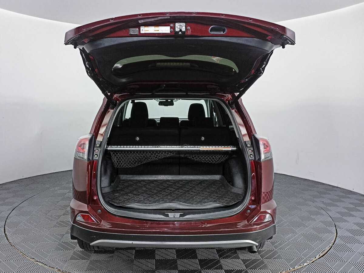 Toyota RAV4 б/у, 2019, Механическая. Фото: #9