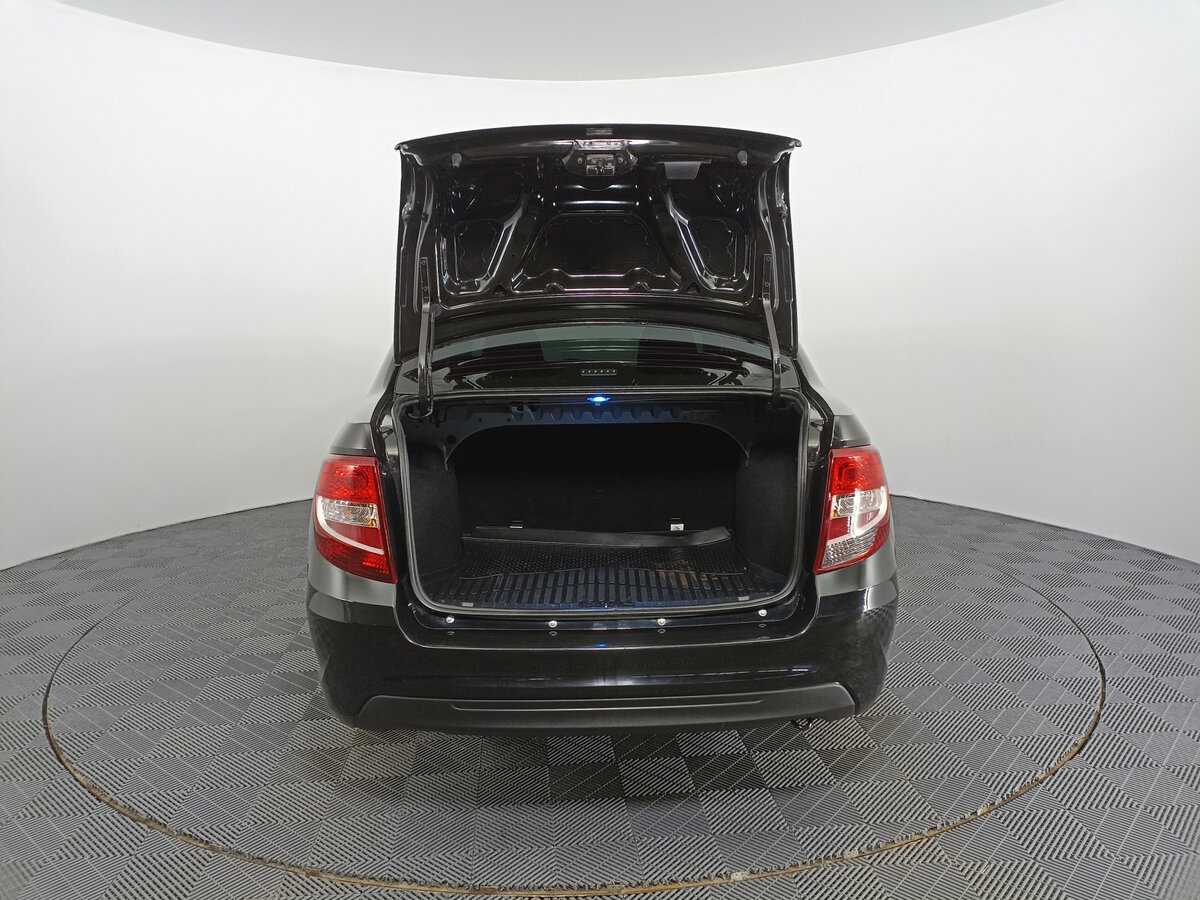 Lada (ВАЗ) Granta б/у, 2023, Механическая. Фото: #9