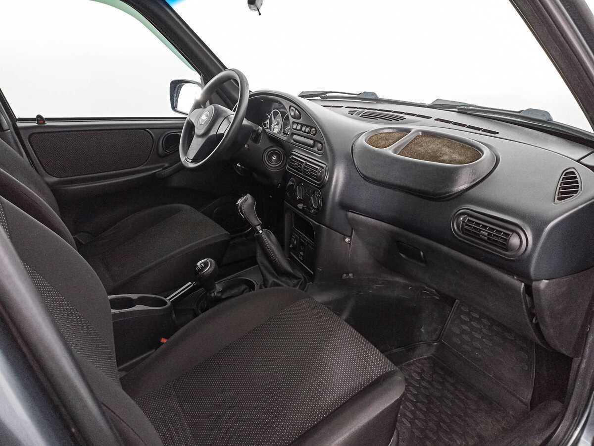 Chevrolet Niva б/у, 2017, Механическая. Фото: #8