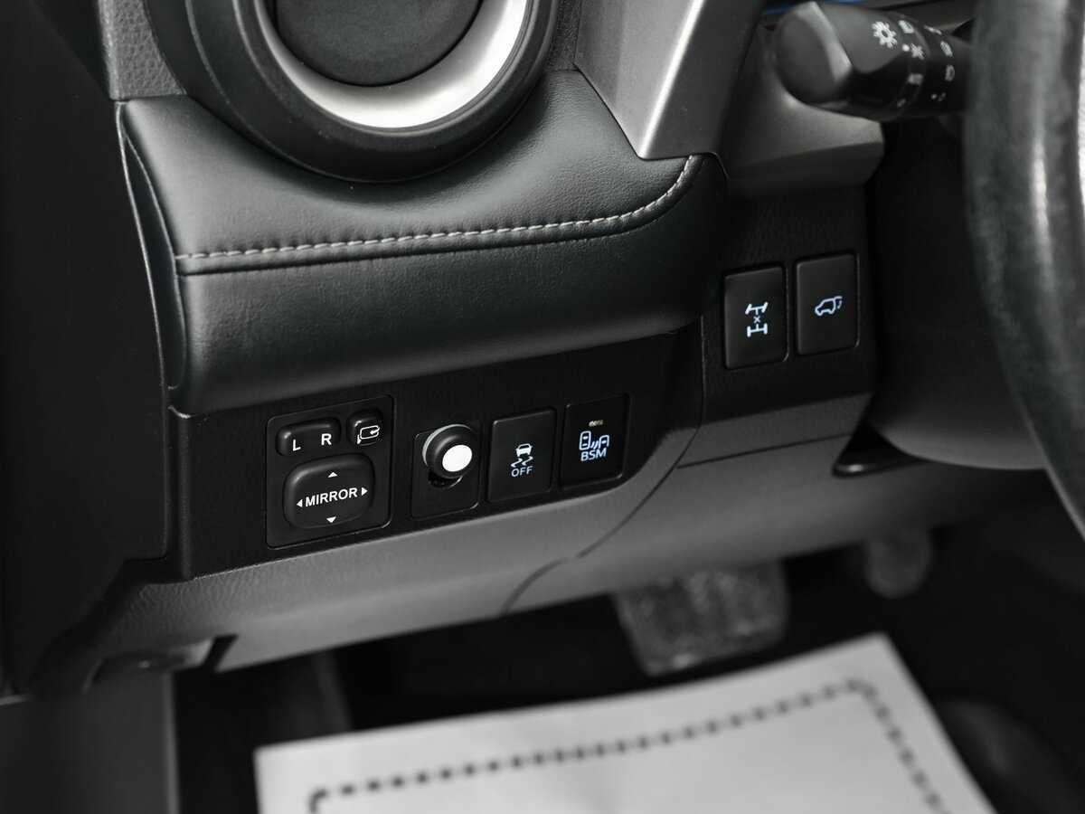 Toyota RAV4 б/у, 2013, Автоматическая. Фото: #8