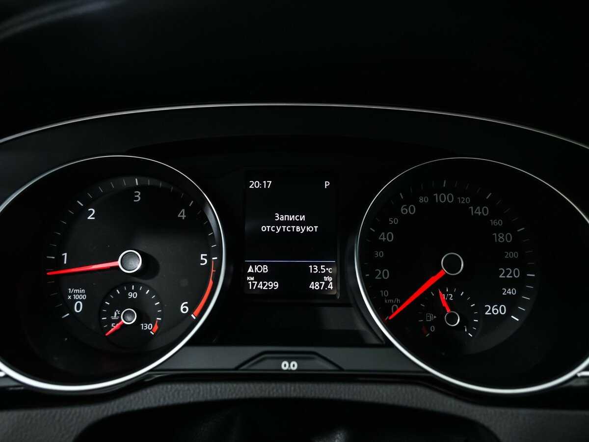 Volkswagen Passat б/у, 2018, Роботизированная. Фото: #9