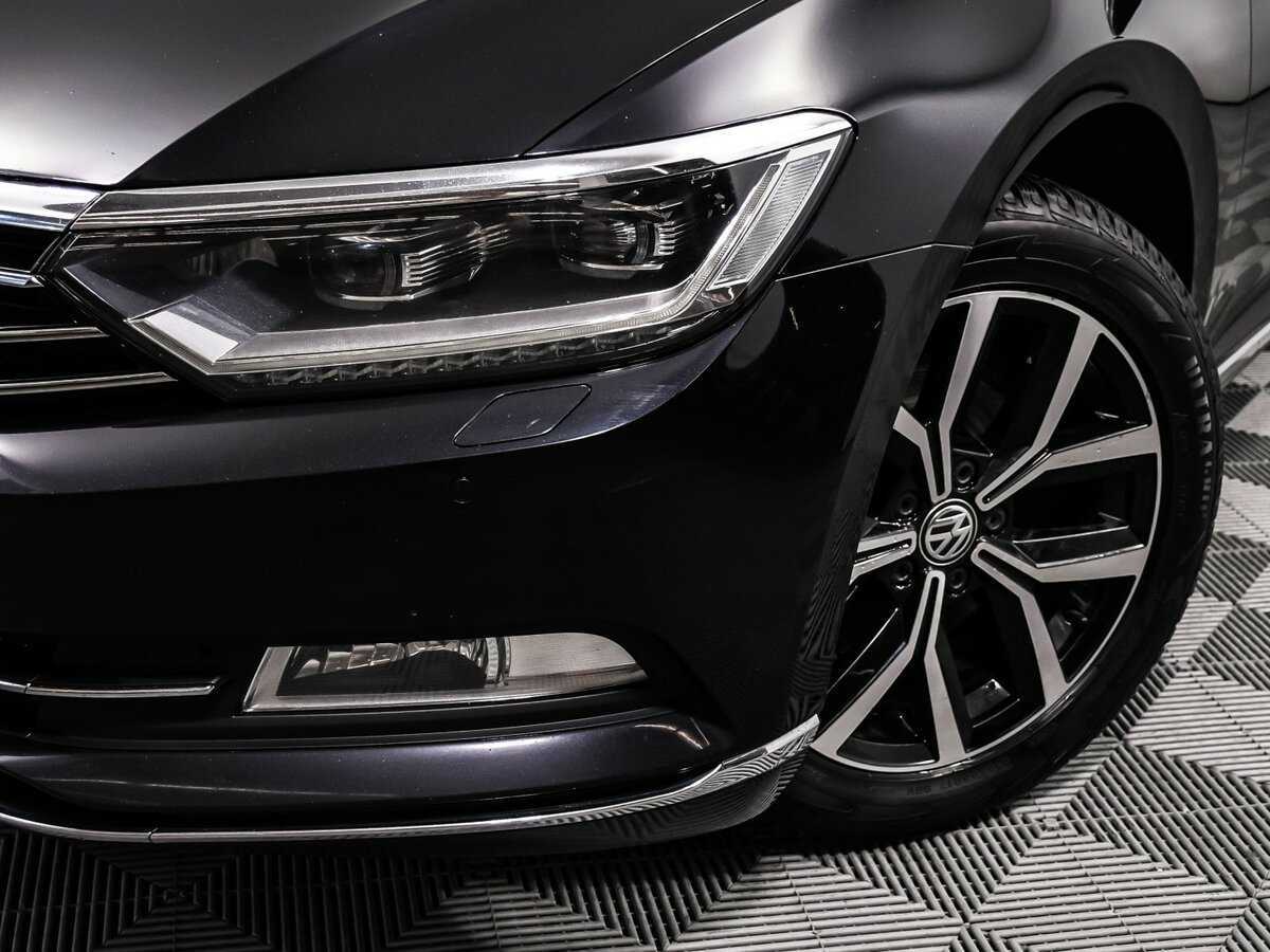 Volkswagen Passat б/у, 2018, Роботизированная. Фото: #13