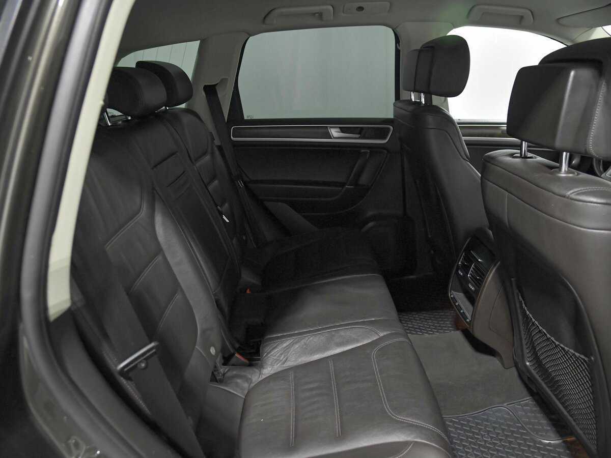 Volkswagen Touareg б/у, 2016, Автоматическая. Фото: #15