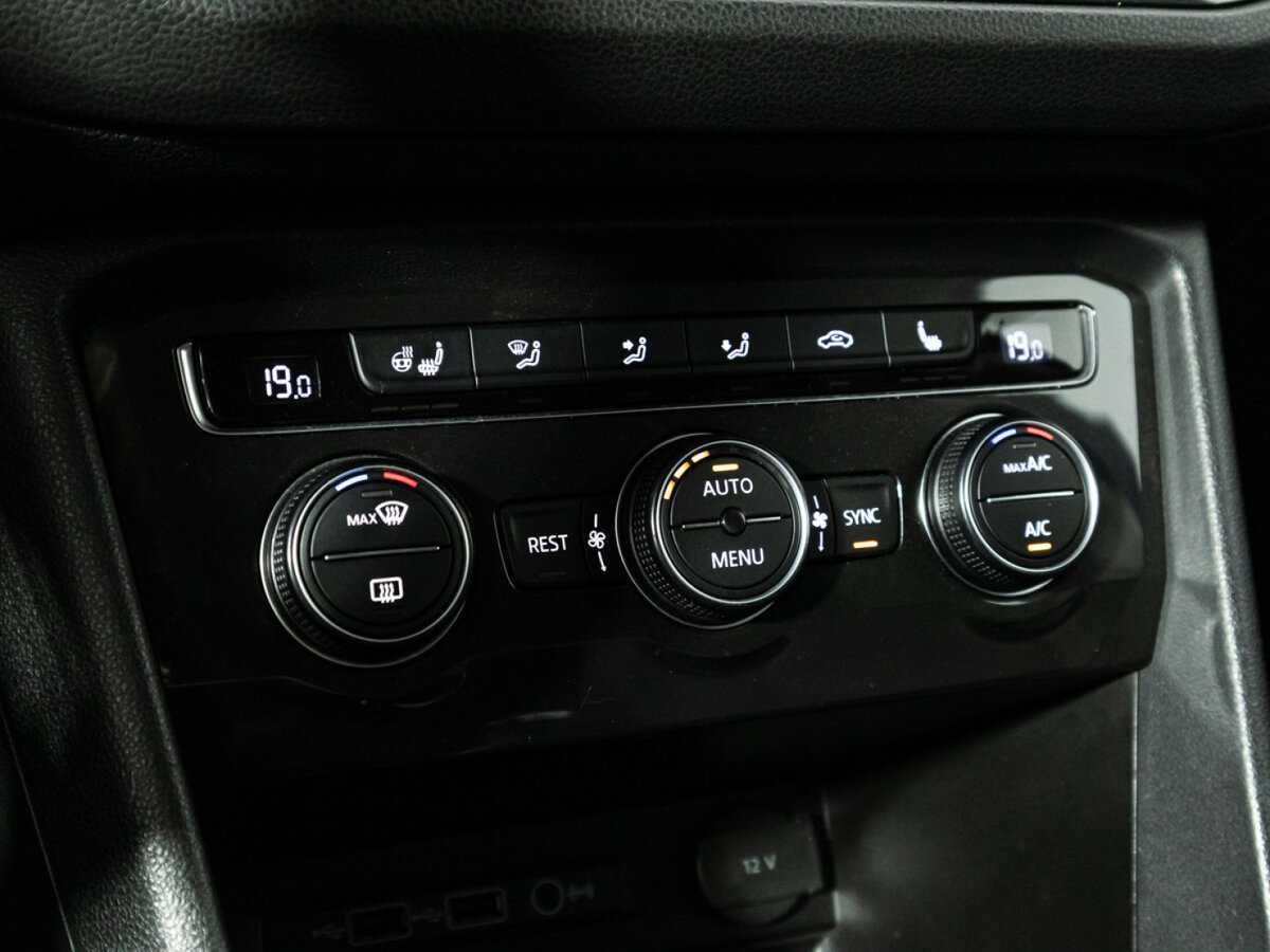 Volkswagen Tiguan б/у, 2019, Механическая. Фото: #17