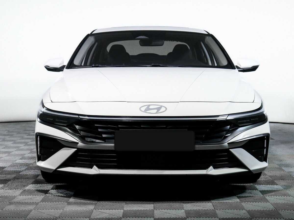Hyundai Elantra б/у, 2023, Вариатор. Фото: #1
