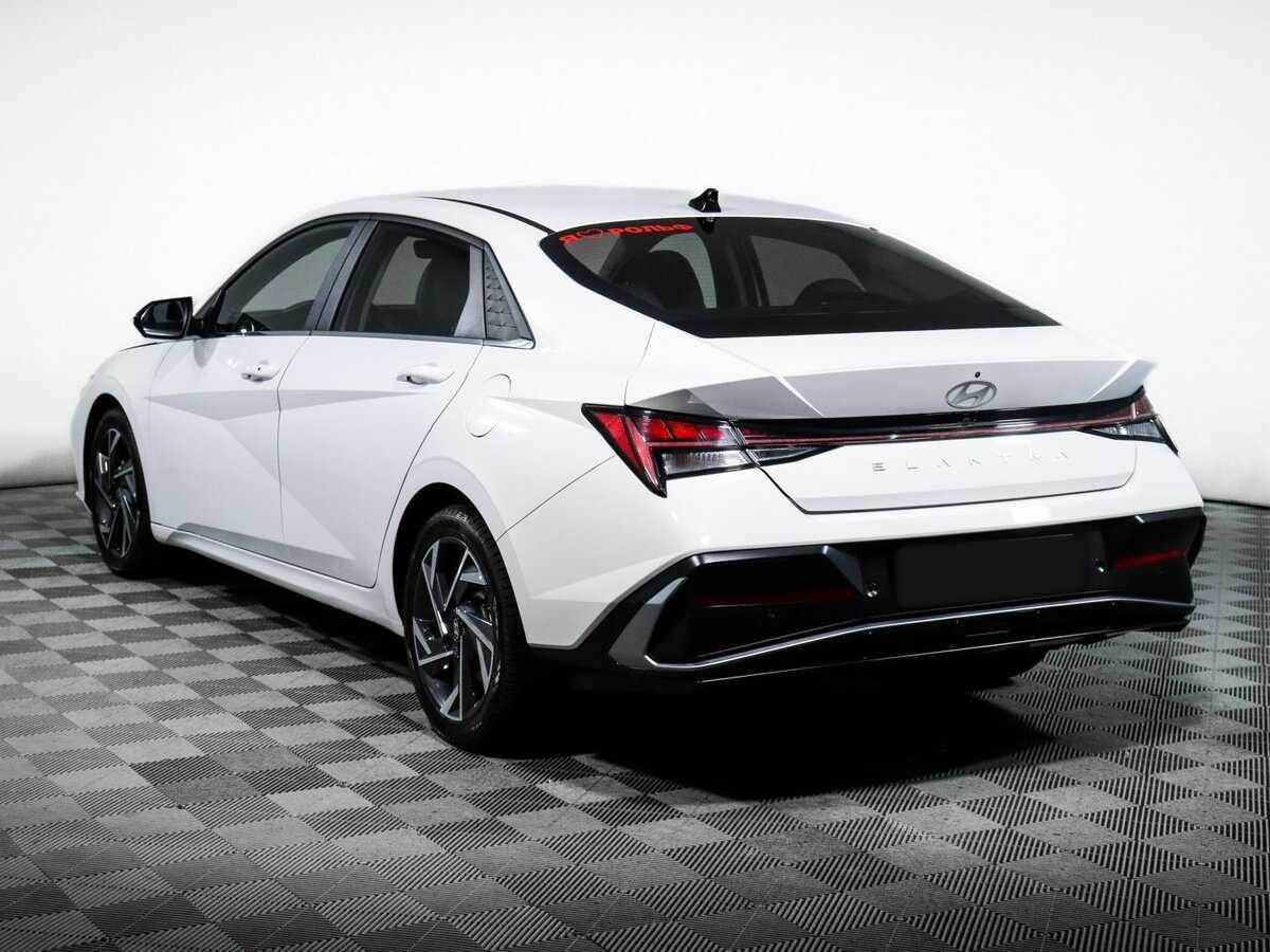 Hyundai Elantra б/у, 2023, Вариатор. Фото: #6