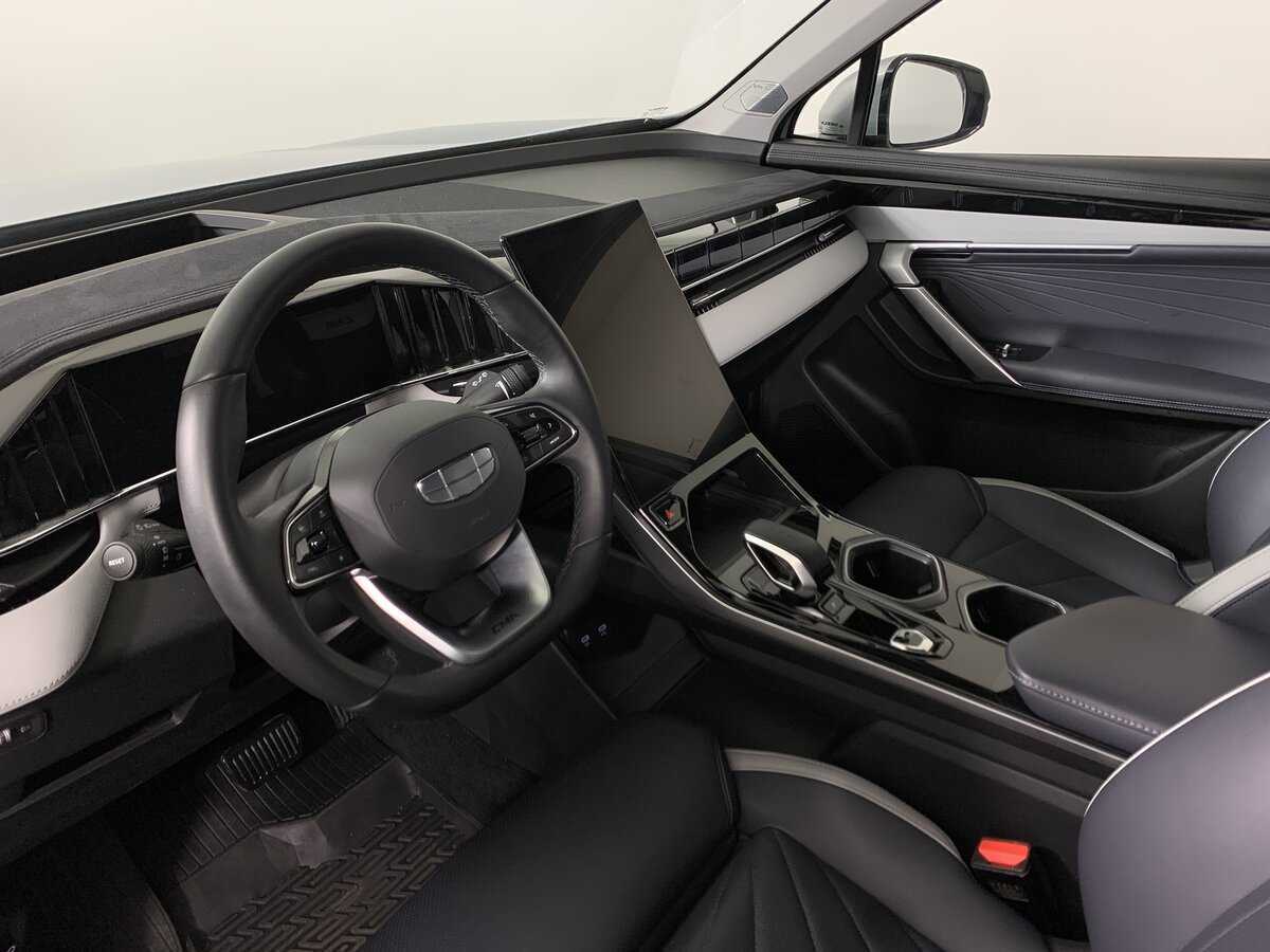 Geely Atlas б/у, 2023, Роботизированная. Фото: #11