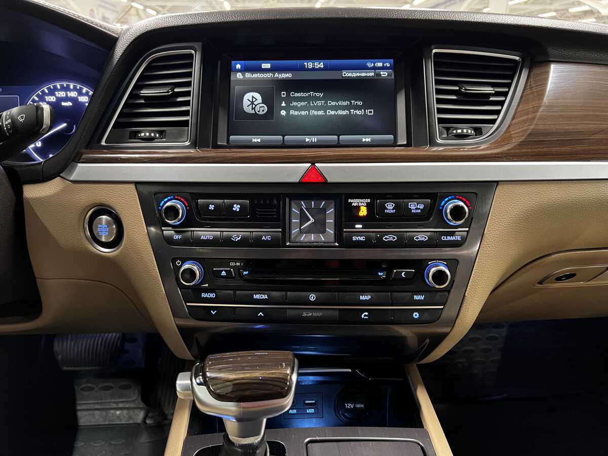 Hyundai Genesis б/у, 2014, Автоматическая. Фото: #13