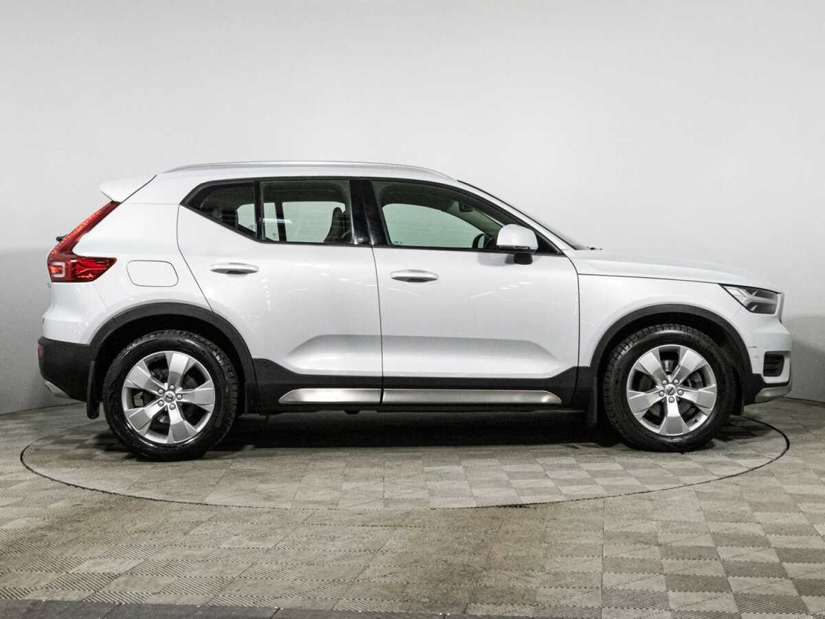 Volvo XC40 б/у, 2019, Автоматическая. Фото: #3