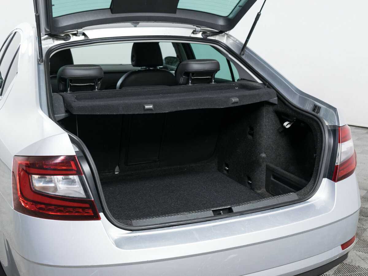 Skoda Octavia б/у, 2018, Роботизированная. Фото: #6