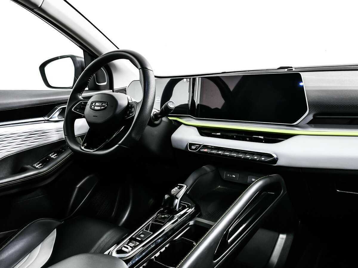 Geely Coolray б/у, 2023, Роботизированная. Фото: #8