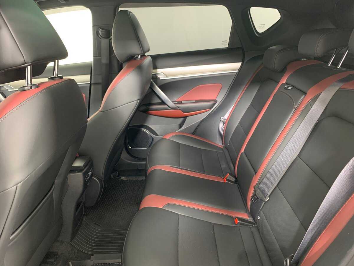 Geely Coolray б/у, 2023, Роботизированная. Фото: #19