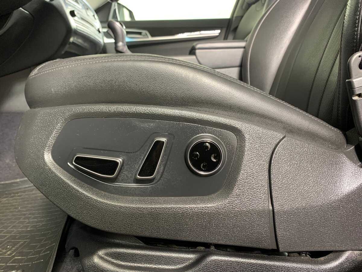 Hyundai Genesis б/у, 2016, Автоматическая. Фото: #16