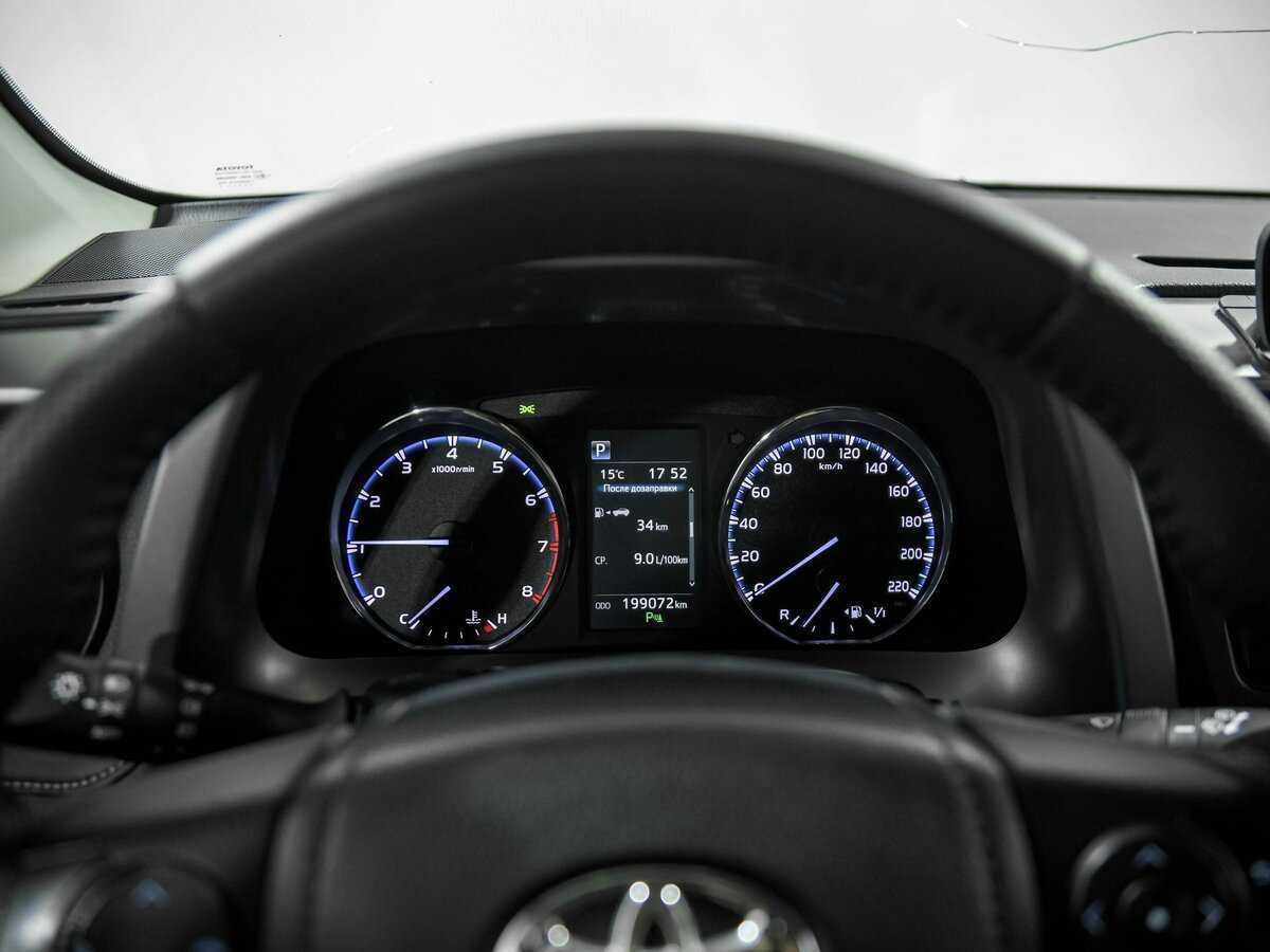 Toyota RAV4 б/у, 2017, Автоматическая. Фото: #6