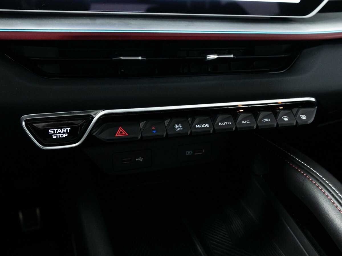 Geely Coolray б/у, 2023, Роботизированная. Фото: #21