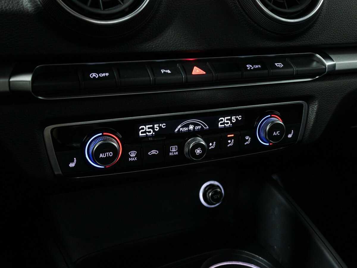 Audi A3 б/у, 2019, Роботизированная. Фото: #14