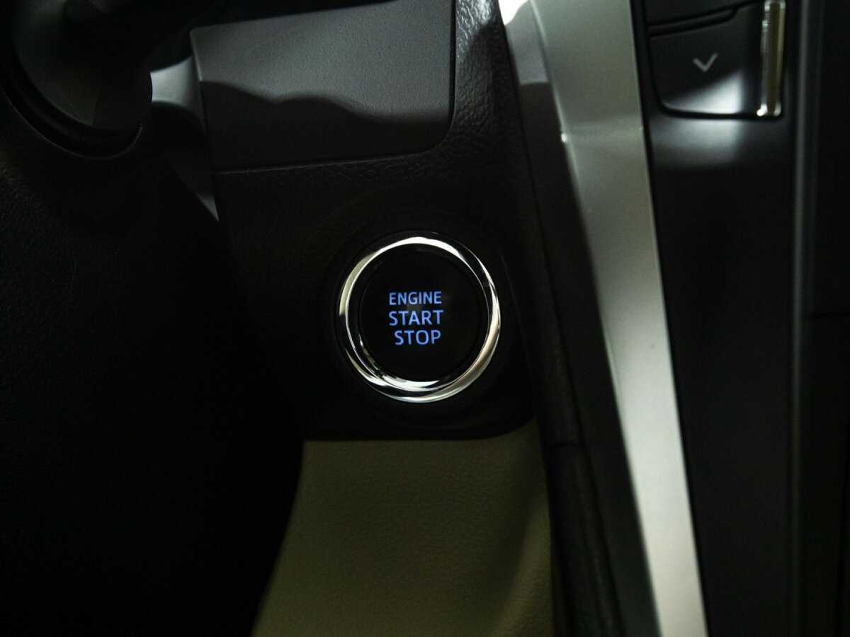 Toyota Camry б/у, 2016, Автоматическая. Фото: #18