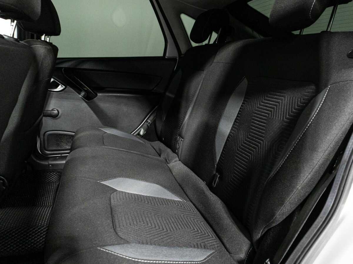 Lada (ВАЗ) Granta б/у, 2024, Механическая. Фото: #9