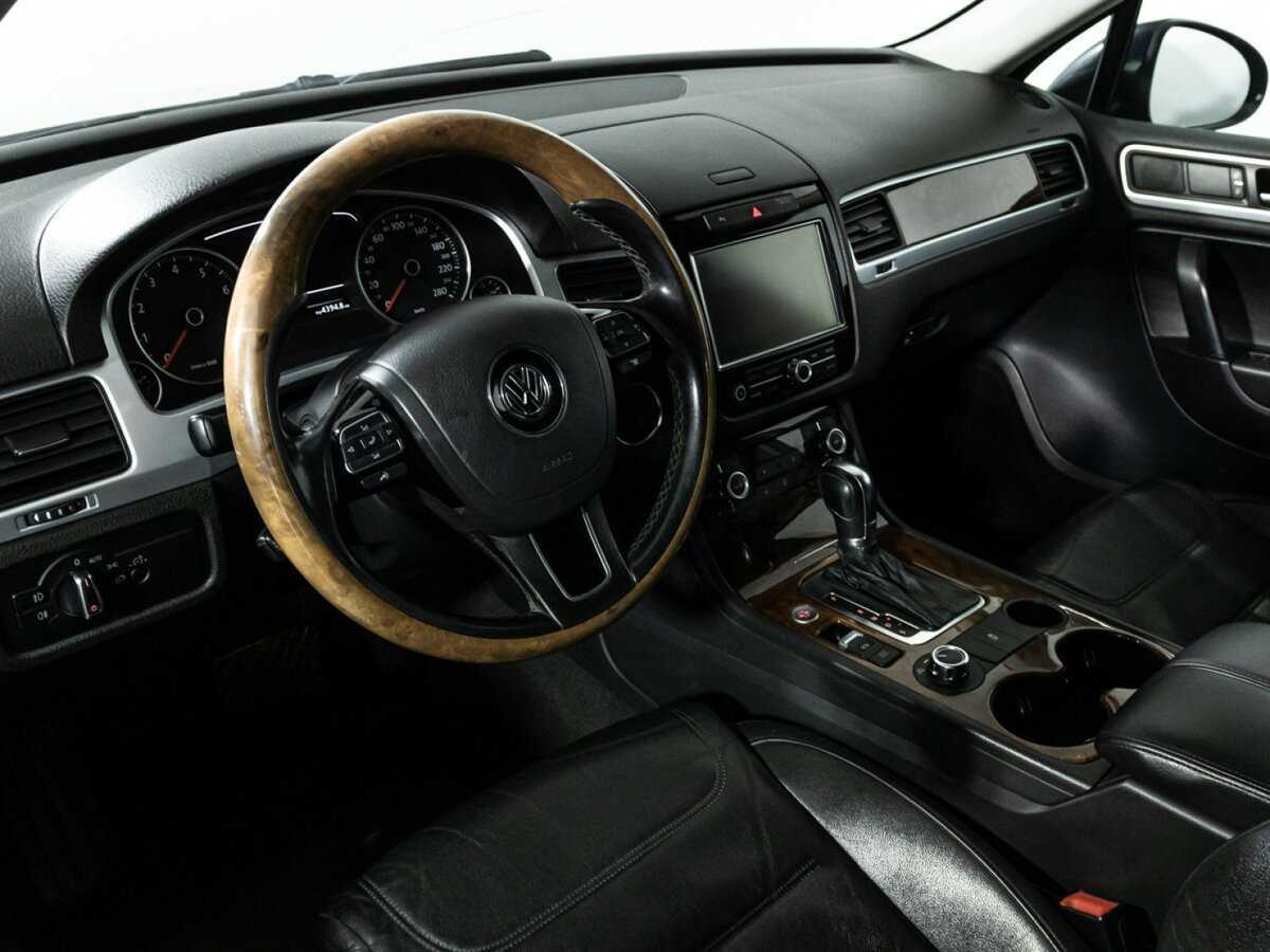 Volkswagen Touareg б/у, 2012, Автоматическая. Фото: #8