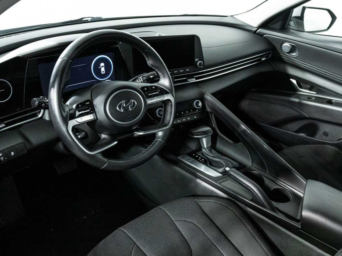 Hyundai Elantra б/у, 2023, Автоматическая. Фото: #10