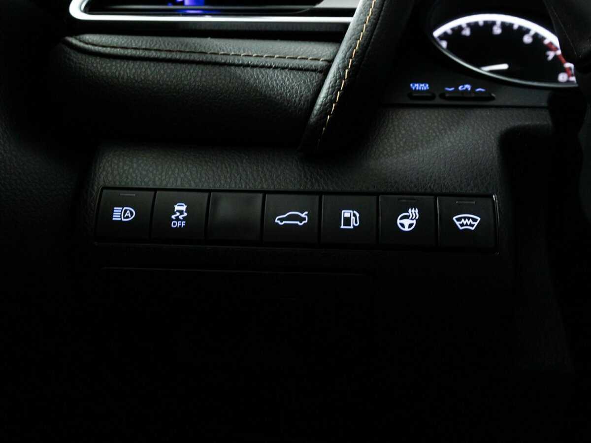 Toyota Camry б/у, 2018, Автоматическая. Фото: #18