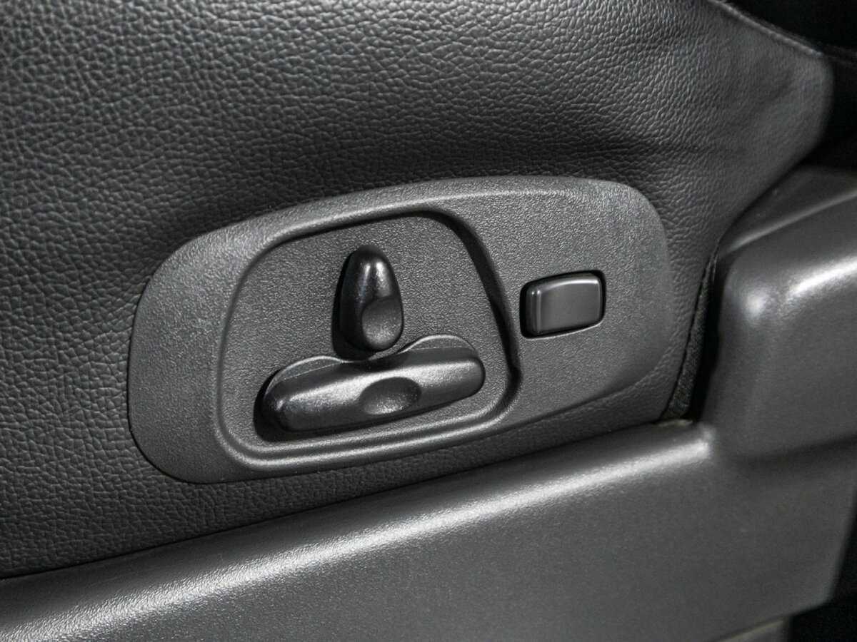 Mitsubishi Pajero б/у, 2015, Автоматическая. Фото: #12