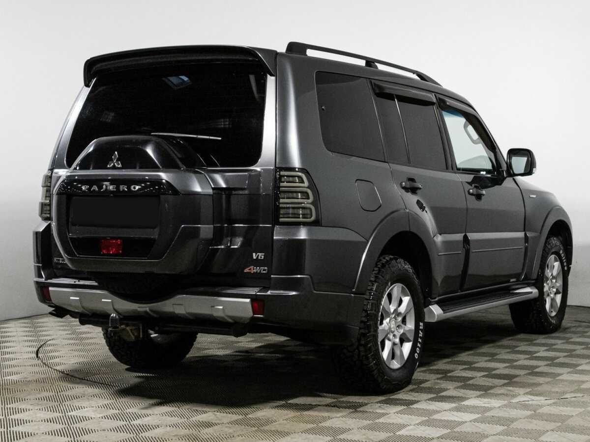 Mitsubishi Pajero б/у, 2014, Автоматическая. Фото: #4
