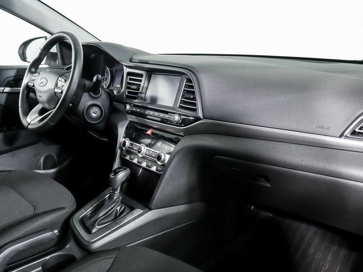 Hyundai Elantra б/у, 2020, Автоматическая. Фото: #8