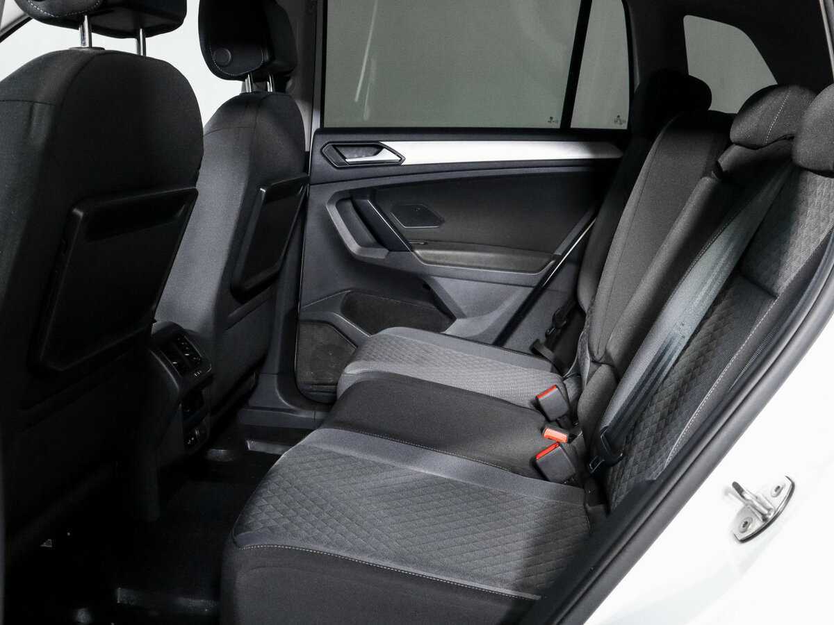 Volkswagen Tiguan б/у, 2020, Роботизированная. Фото: #6